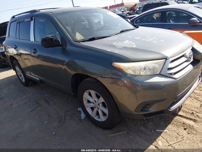 TOYOTA HIGHLANDER 2013