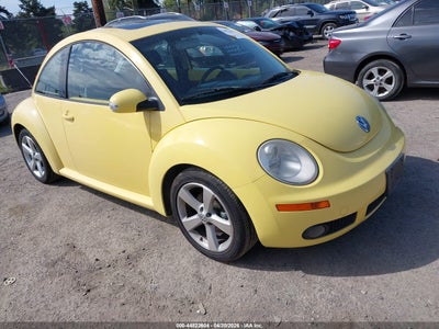 VOLKSWAGEN NEW BEETLE 2006