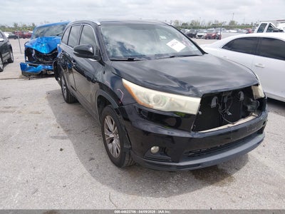 TOYOTA HIGHLANDER 2015
