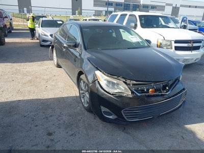 TOYOTA AVALON 2013