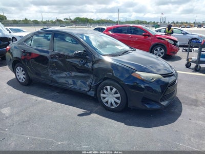 TOYOTA COROLLA 2017