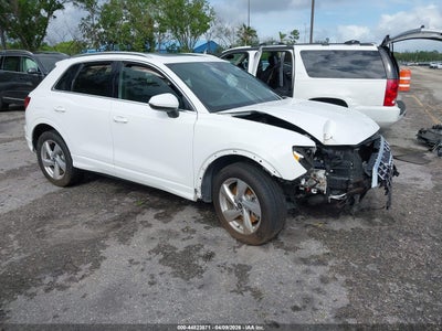 AUDI Q3 2021