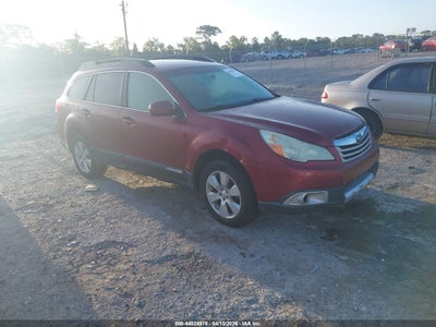 SUBARU OUTBACK 2011