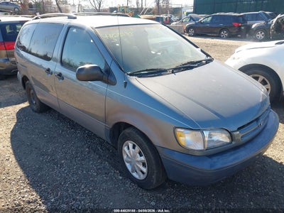 TOYOTA SIENNA 2000