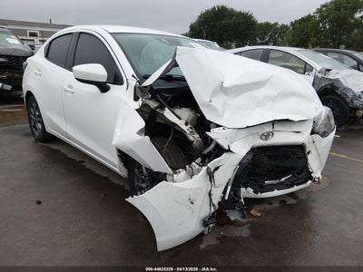 TOYOTA YARIS 2019