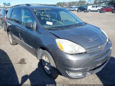 TOYOTA SIENNA 2005