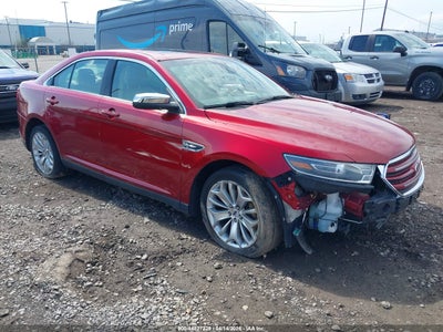 FORD TAURUS 2019