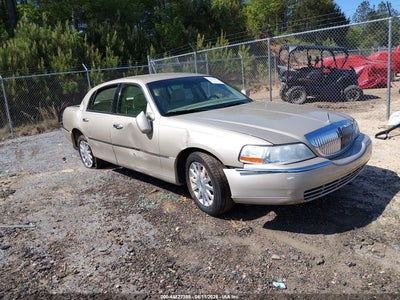 LINCOLN TOWN CAR 2007