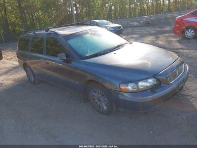 VOLVO V70 2004