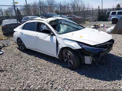 HYUNDAI ELANTRA 2023