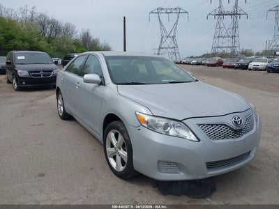 TOYOTA CAMRY 2011