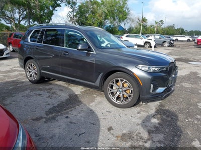 BMW X7 2021