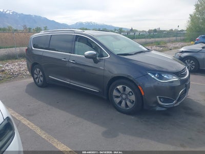 CHRYSLER PACIFICA HYBRID 2019