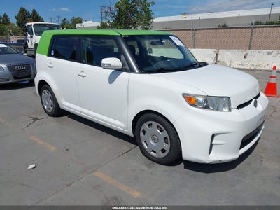 SCION XB 2011