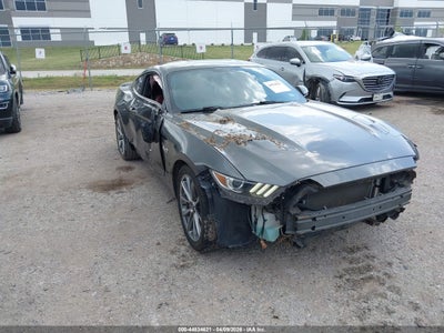 FORD MUSTANG 2015
