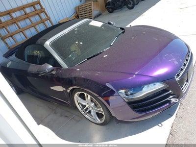 AUDI R8 2011