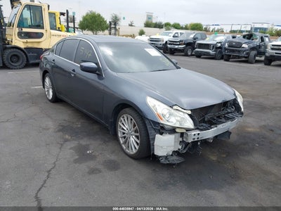 INFINITI G37 2013