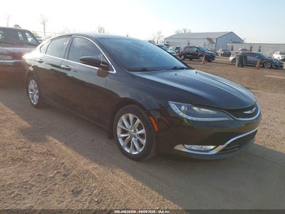 CHRYSLER 200 2016