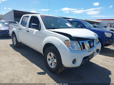 NISSAN FRONTIER 2013