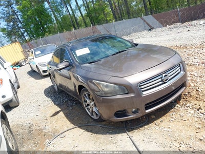 NISSAN MAXIMA 2012