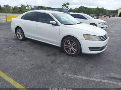 VOLKSWAGEN PASSAT 2014