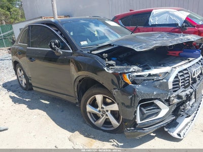 AUDI Q3 2021