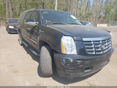 CADILLAC ESCALADE ESV 2008
