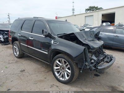 CADILLAC ESCALADE 2011