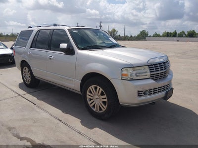 LINCOLN NAVIGATOR 2014