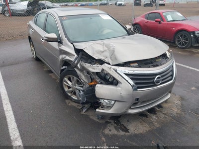 NISSAN ALTIMA 2015