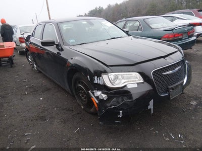 CHRYSLER 300 2017