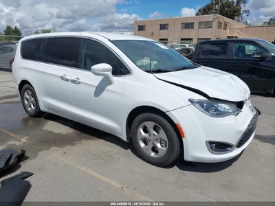 CHRYSLER PACIFICA HYBRID 2018