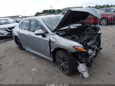 TOYOTA CAMRY 2018