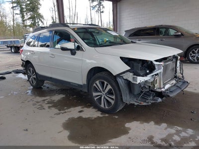 SUBARU OUTBACK 2019