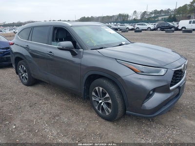 TOYOTA HIGHLANDER 2021