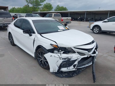 TOYOTA CAMRY 2023