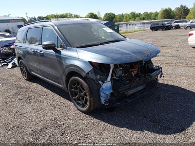 KIA CARNIVAL MPV HYBRID 2025