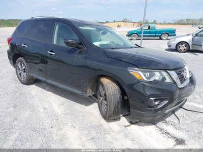 NISSAN PATHFINDER 2019