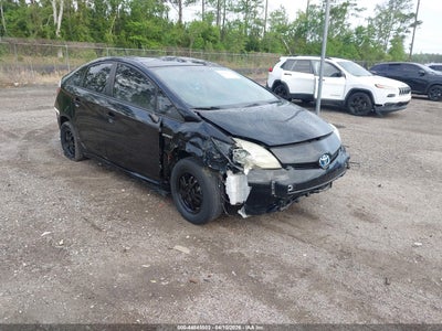 TOYOTA PRIUS 2015