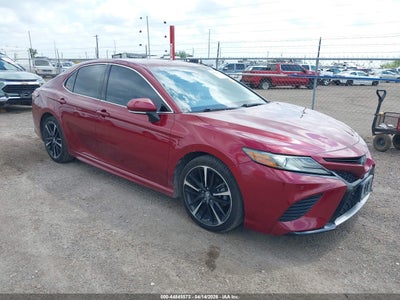 TOYOTA CAMRY 2018