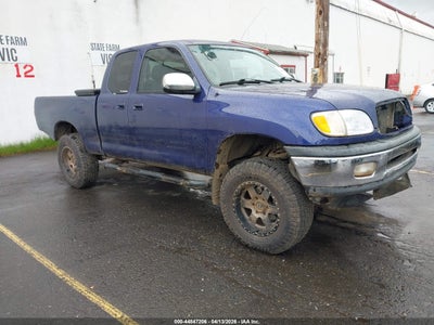 TOYOTA TUNDRA 2000