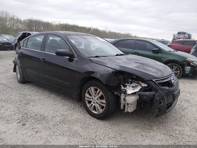 NISSAN ALTIMA 2010