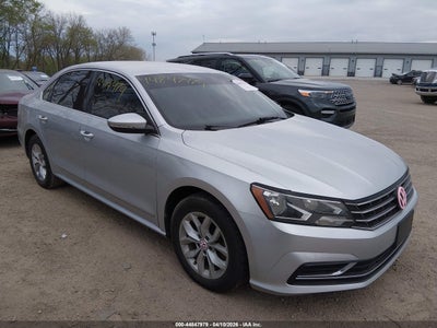 VOLKSWAGEN PASSAT 2016