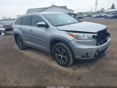 TOYOTA HIGHLANDER 2016
