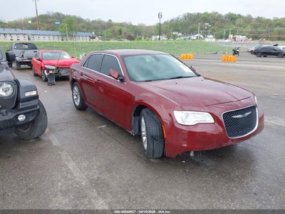CHRYSLER 300 2018