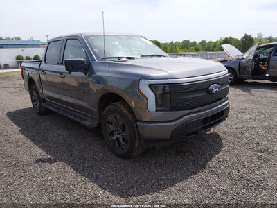 FORD F-150 LIGHTNING 2025