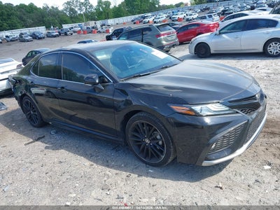 TOYOTA CAMRY 2021