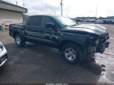 DODGE DAKOTA 2010