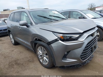TOYOTA GRAND HIGHLANDER 2025