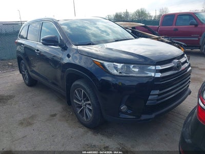 TOYOTA HIGHLANDER 2019